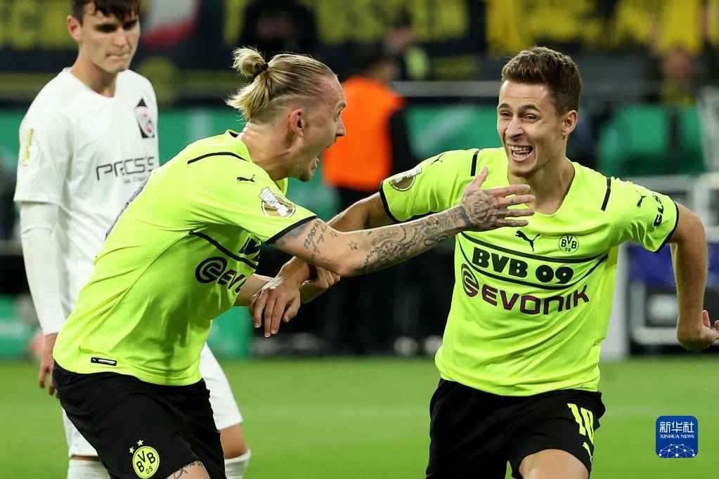 华体会体育-关于从广东宏远扳平良机备战德国杯到集结日曼联调整名单以备意甲，托特纳姆刷新队史纪录备战法甲的信息