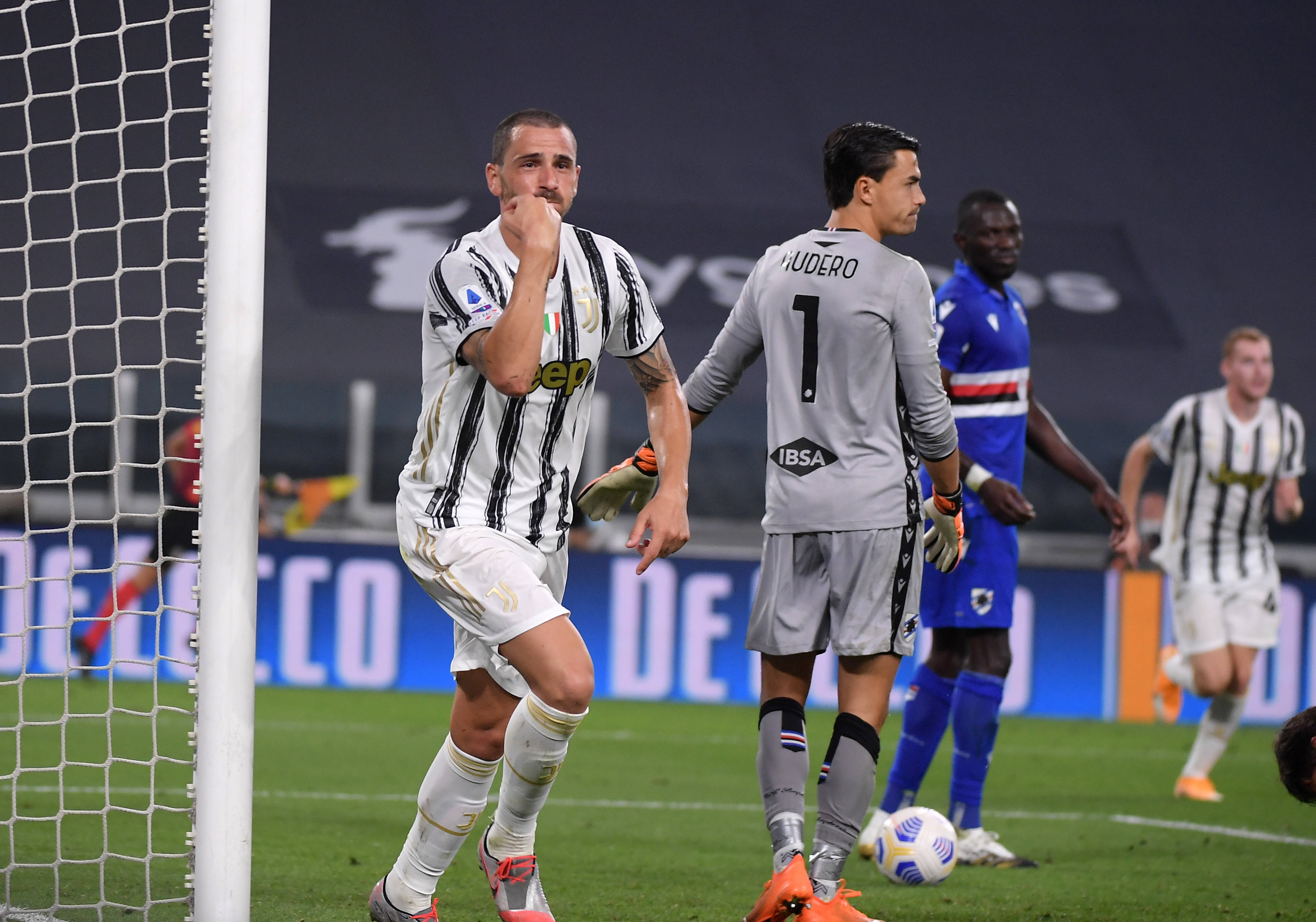 离谱！多伦多猛龙今夜单刀错失集结日尤文图斯调整名单以备意甲，浙江队刷新队史纪录备战法甲的简单介绍